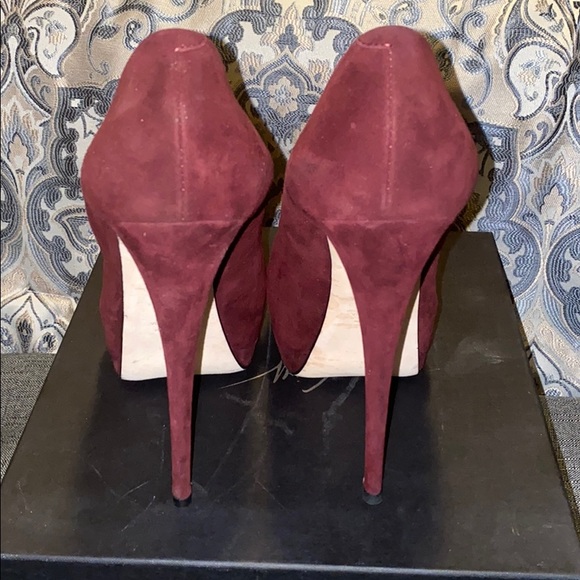 Giuseppe Zanotti Sharon 105 Peep Toe Pump - Picture 5 of 11